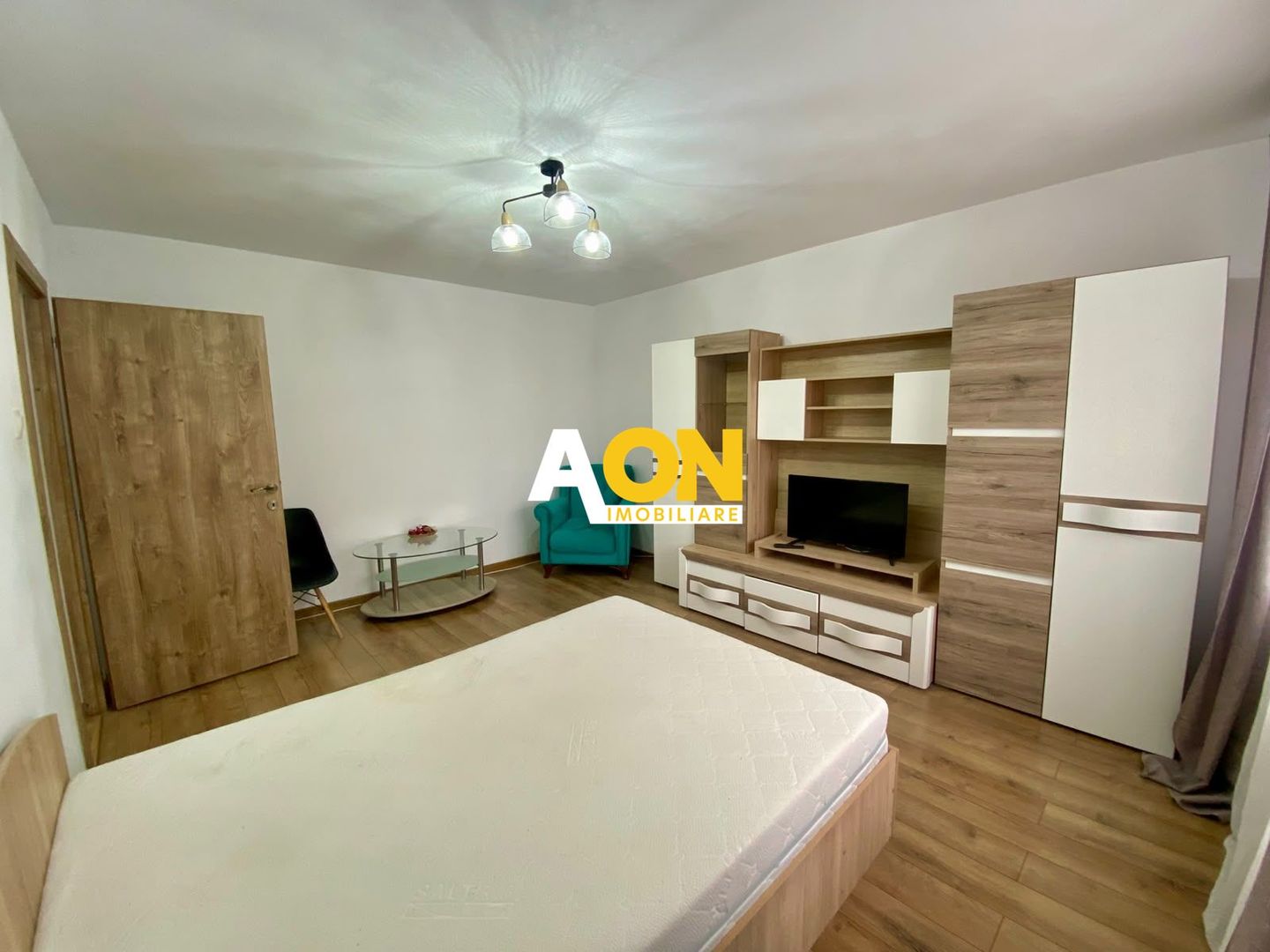 Apartament 2 Camere, Cetate, Complet Renovat - Poză 1