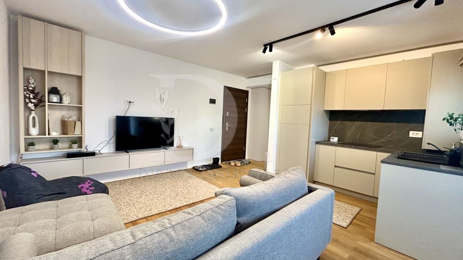 Apartament la cheie / etaj intermediar / Zona Vivo - Poză 2