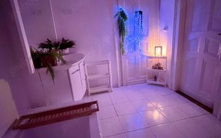 3 camere 104mp etaj 1 vedere in Piata Victoriei complet utilat si mobilat - Poză 6