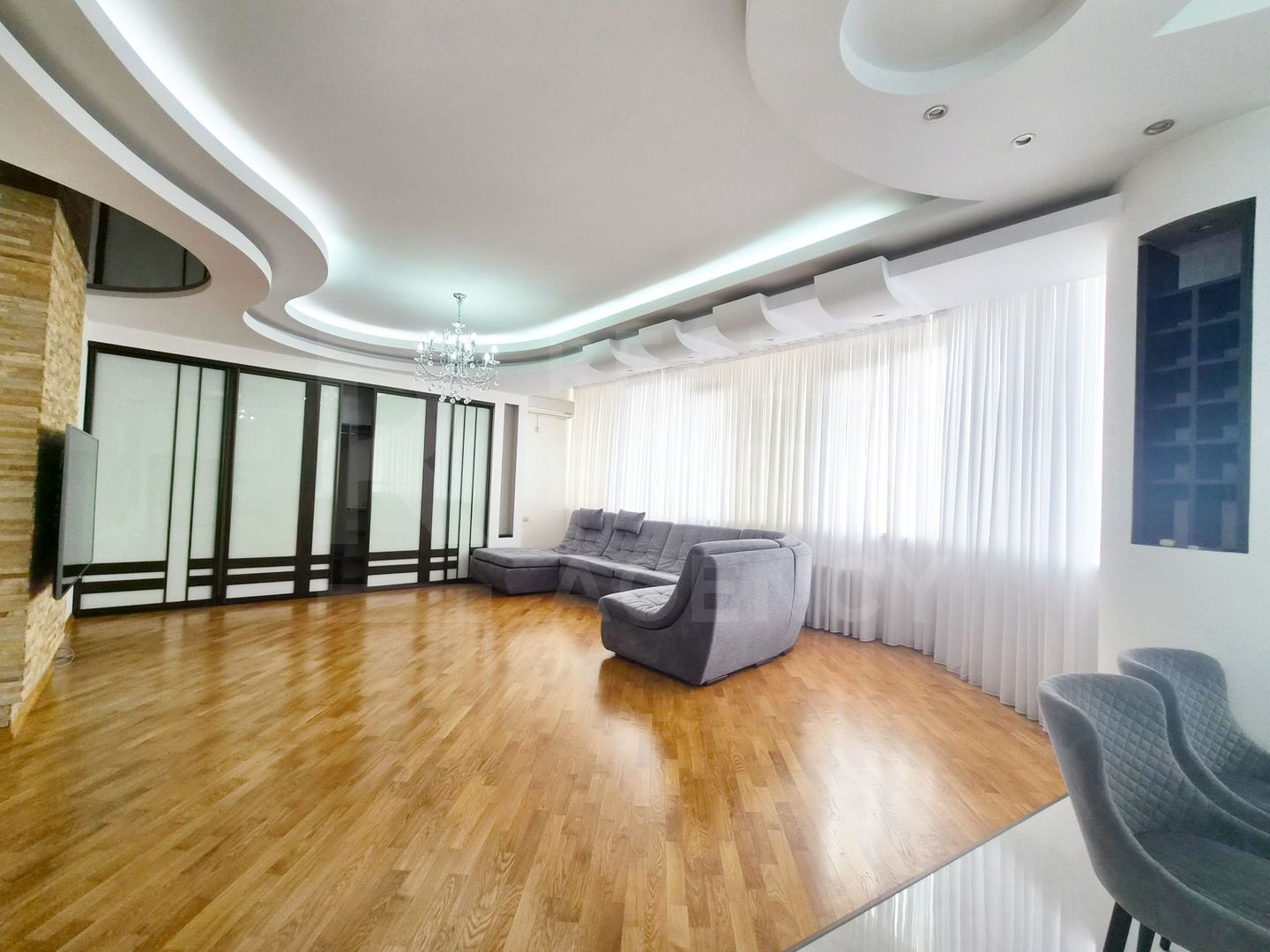 Chirie, apartament, 3 camere, Str.Academician Sergiu Rădăuţanu,Rîșcani - Poză 3