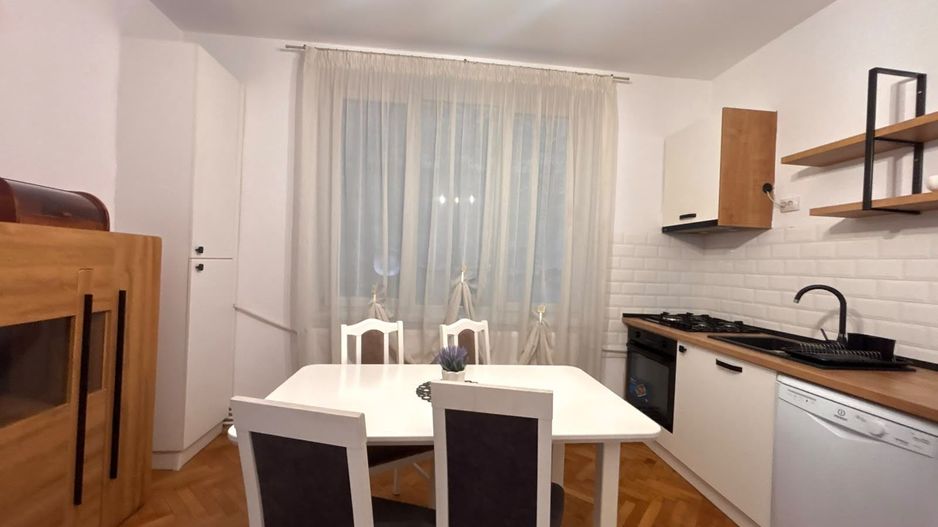 Apartament modern și elegant în zona Centrală - Poză 17