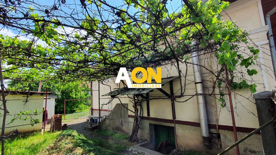 Casa cu 3 camere, 600 mp teren, deschidere la doua strazi, Centru - Poză 4