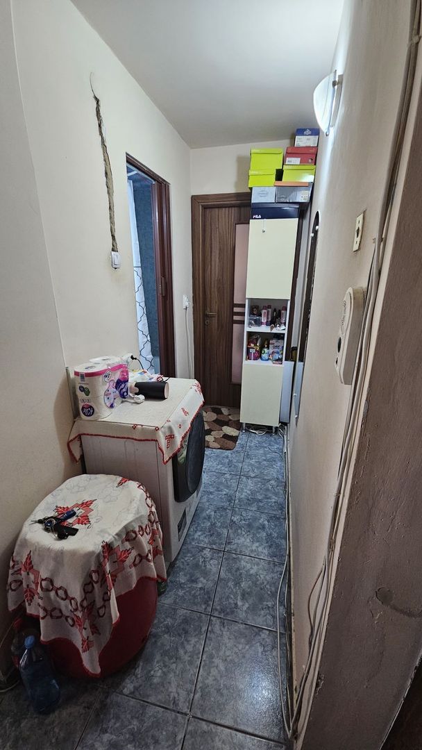 Apartament 3 camere - zona Valea Roșie - Poză 3
