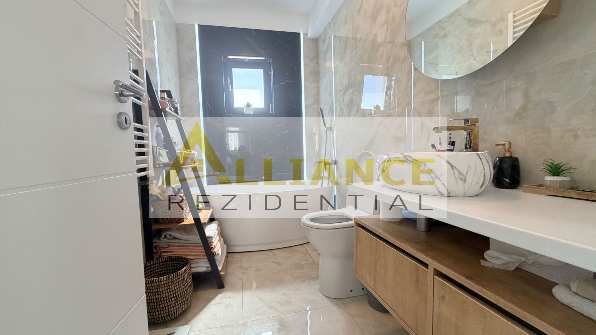 Vila individuala 4 camere Comuna Berceni,teren 420 mp,mobilata/utilata - Poză 5
