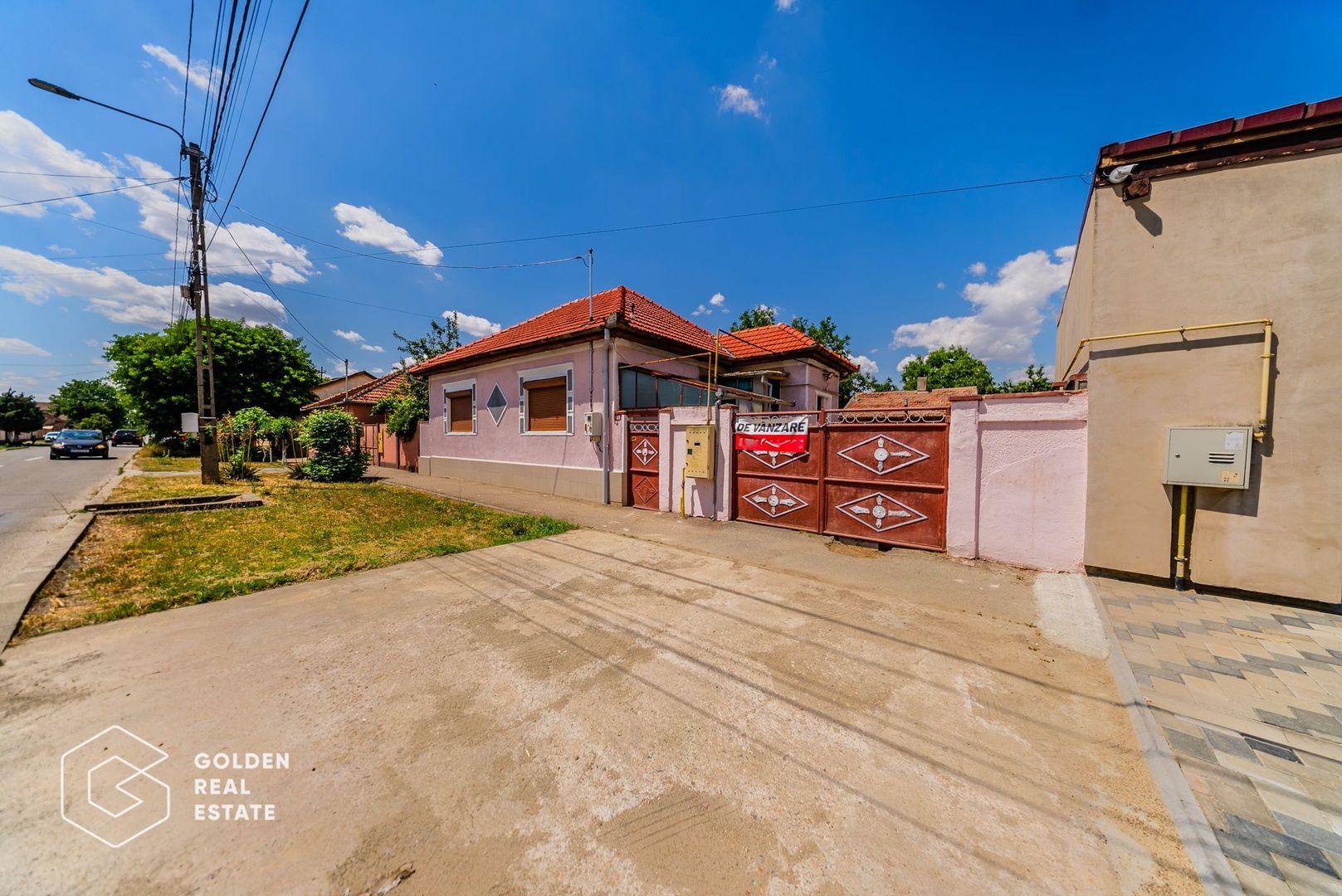 Casă 3 camere renovată în Bujac-Sega , 2 corpuri, teren 572 mp - Poză 1