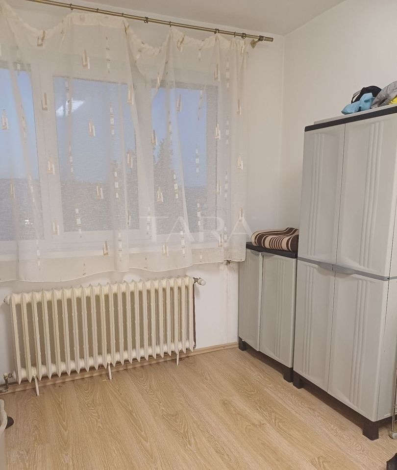 Apartament cu 4 camere în Mănăștur, într-o zonă liniștită. - Poză 2