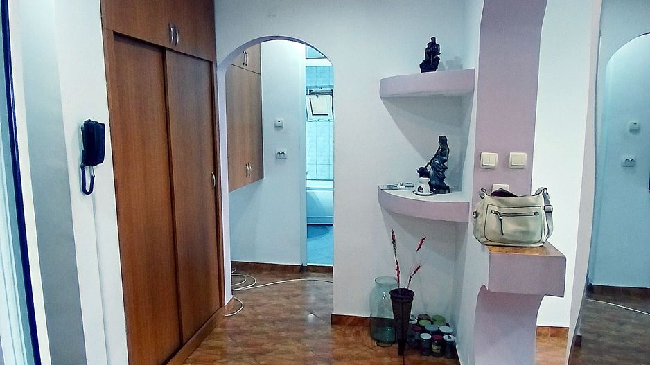 Apartament cu 2 camere, 53 mp, etaj 3 – priveliște deosebită - Poză 7