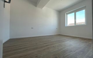 Apartament tip penthouse | 3 camere | Giroc - Poză 4