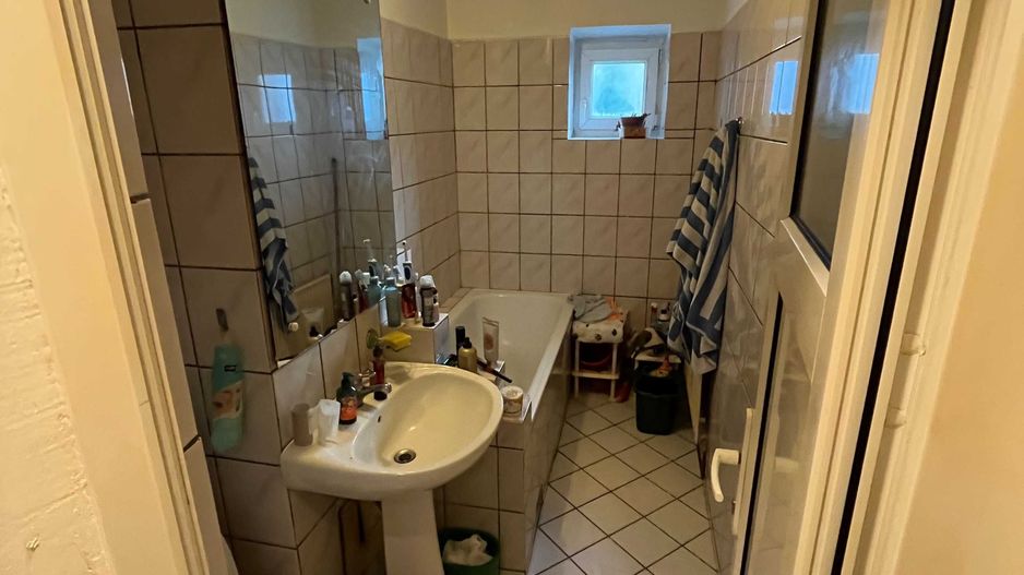 apartament decomandat cu 4 camere - Poză 4
