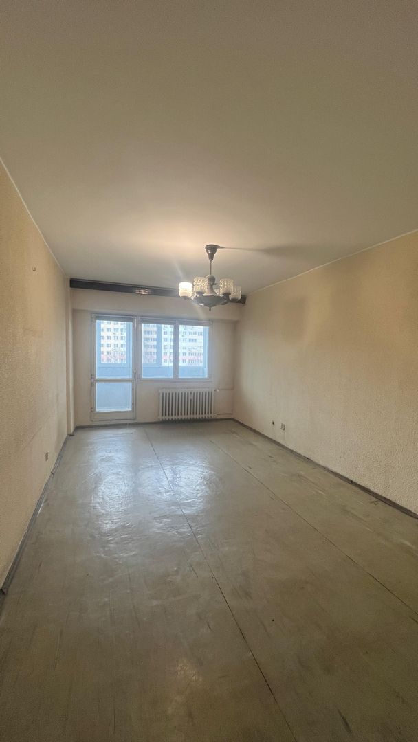 3 camere | metrou Obor in fata scarii - Poză 3