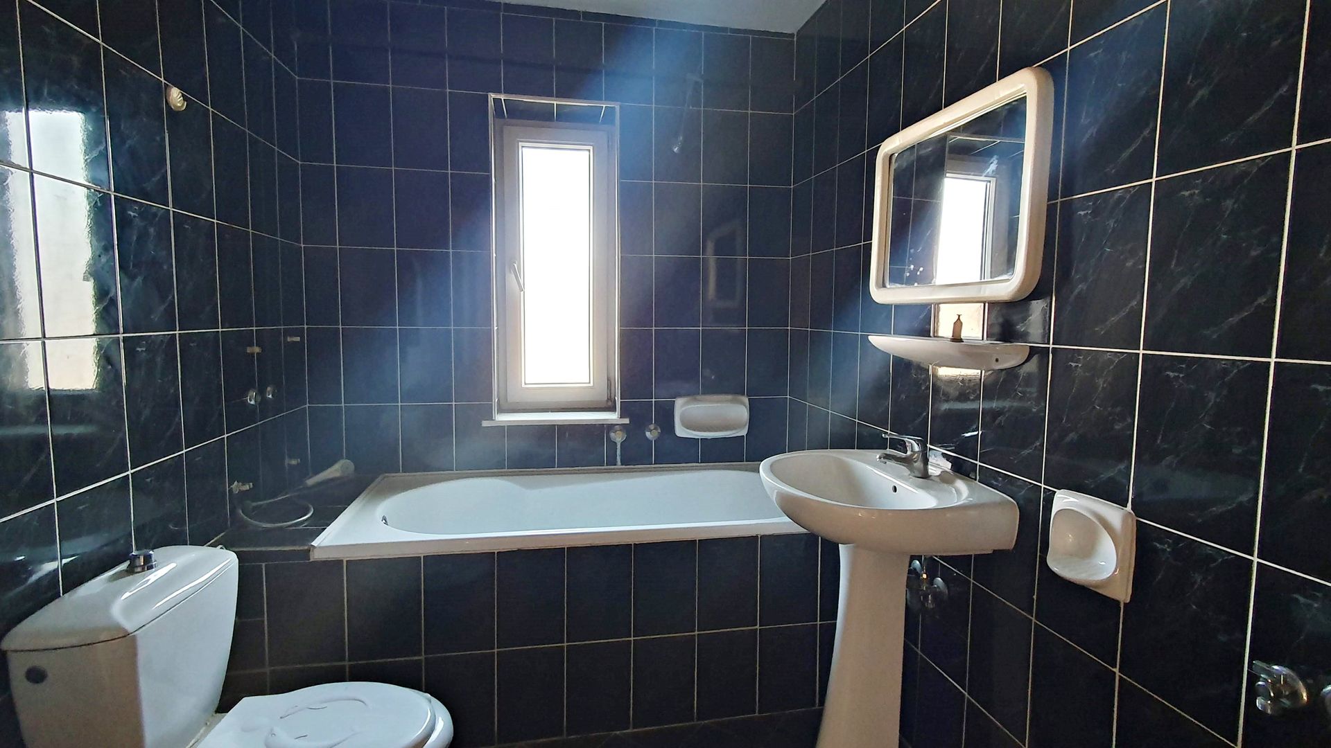 Oportunitate! Zona Fartec - Buzești. Spațiu cu potențial comercial+ apartament. - Poză 6