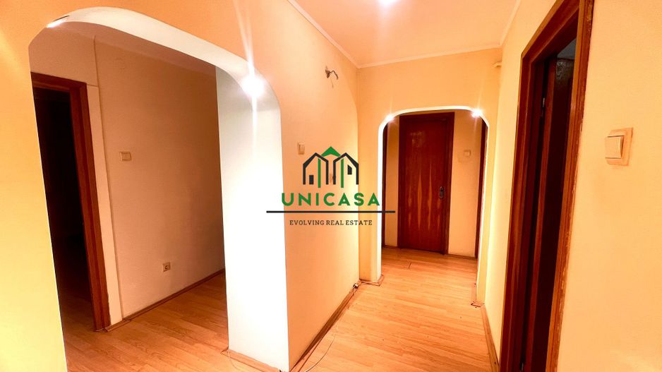 Apartament 4 camere – Etaj 1/4 – Zona Ostroveni - Poză 2