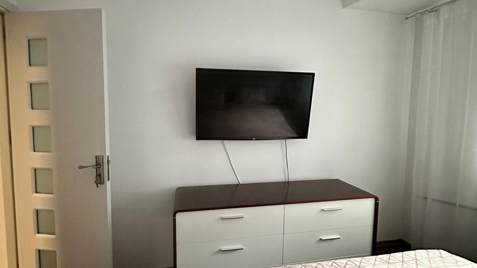 Apartament 2 camere de închiriat Apărătorii Patriei Loc de parcare - Poză 3