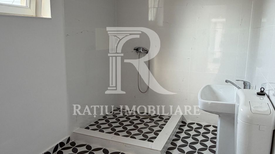 Casa 3 camere | Renovata Recent | Curte | Episcopia | Oradea - Poză 11