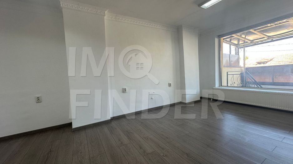 Spațiu de birouri 200 mp, 5 camere, 3 locuri de parcare subterană, Gheorgheni - Poză 12