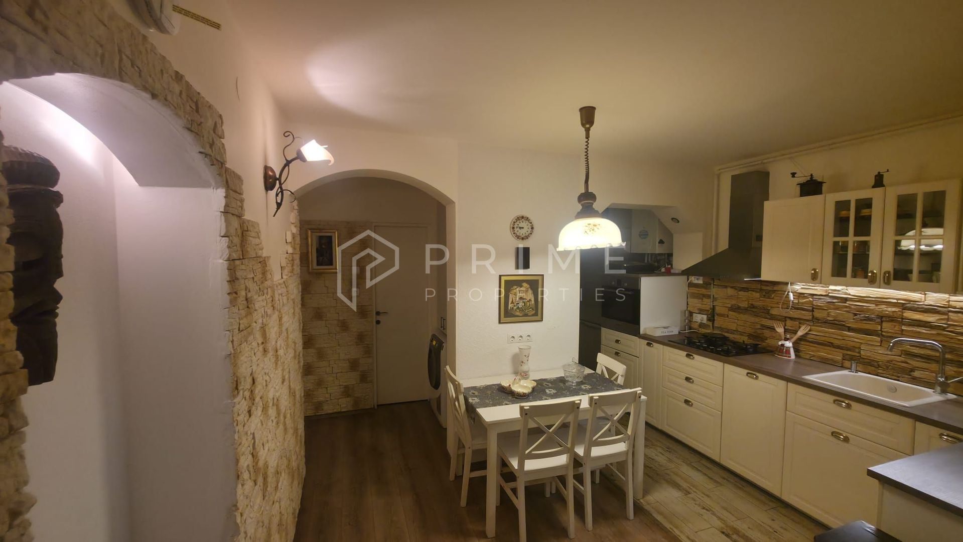 Apartament modern cu 3 camere în cartierul Cornișa, Târgu Mureș - Poză 1