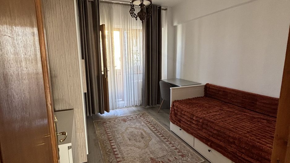 Apartament cu 4 camere decomandate, 92 mp utili – Piața Centrală, Craiova - Poză 4