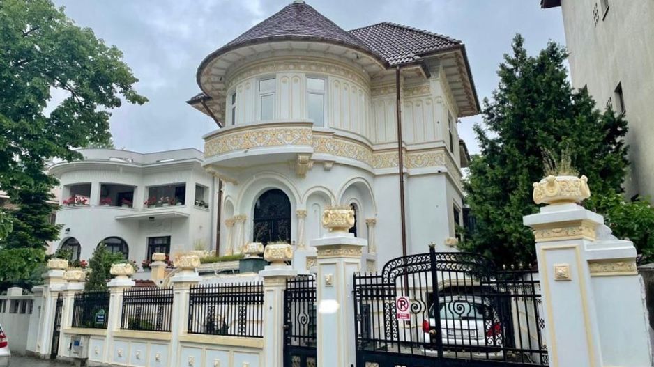 Vilă interbelică de excepție în Dorobanți–Capitale - Poză 1