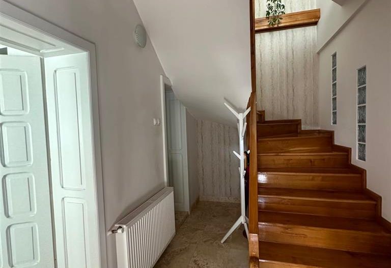Vila remarcabila+casa boiereasca,in pretios areal de 2.100 mp, Santana de Mures - Poză 26