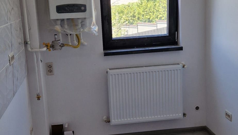 Apartament 2 Camere, etaj 1-Bloc nou-Falticeni - Poză 3