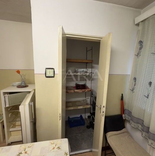 Apartament cu potențial în Grigorescu – ideal pentru investiție. - Poză 3