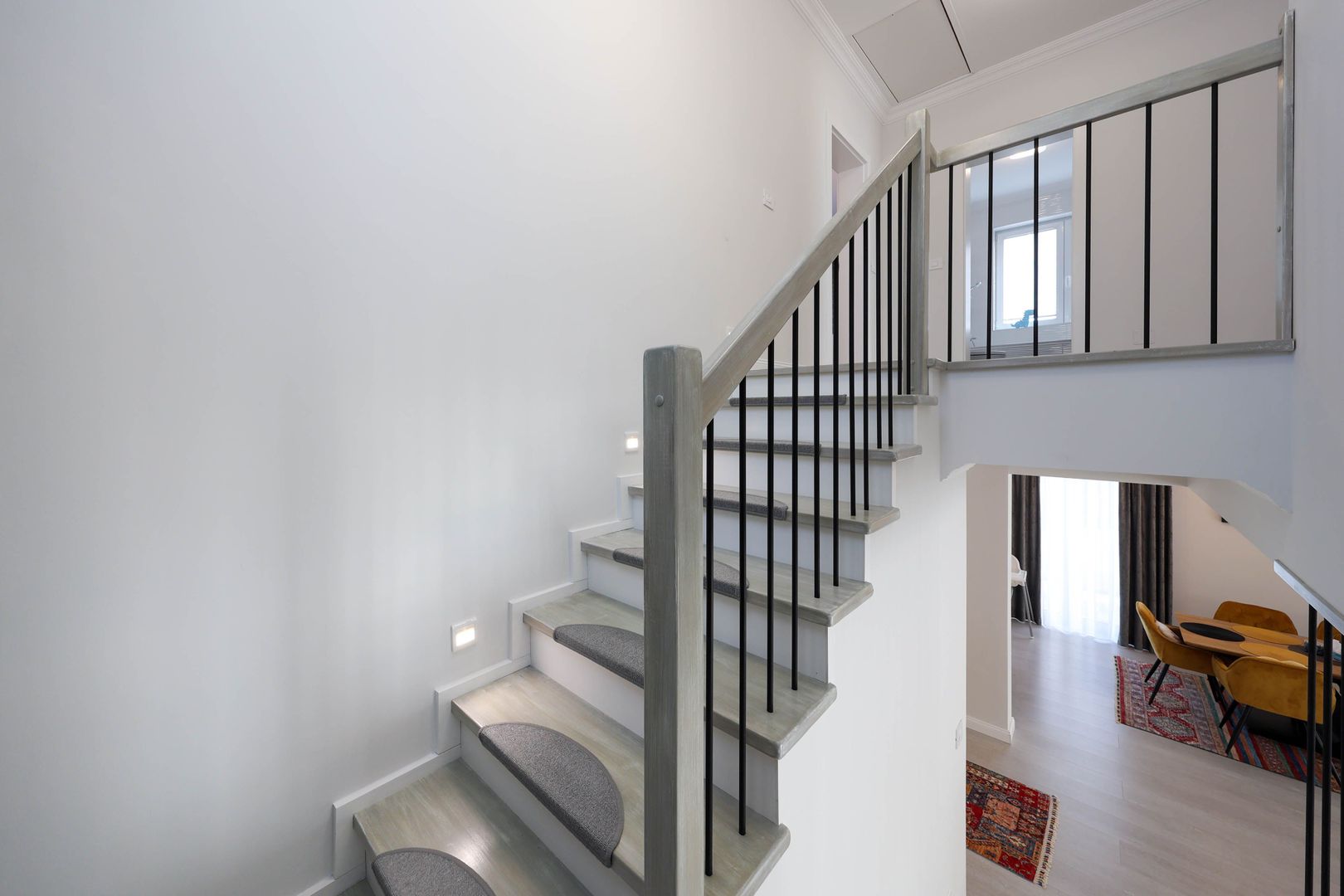 Casă ideală pentru familie în Brașov, Bunloc – spațioasă, luminoasă, priveliște - Poză 25