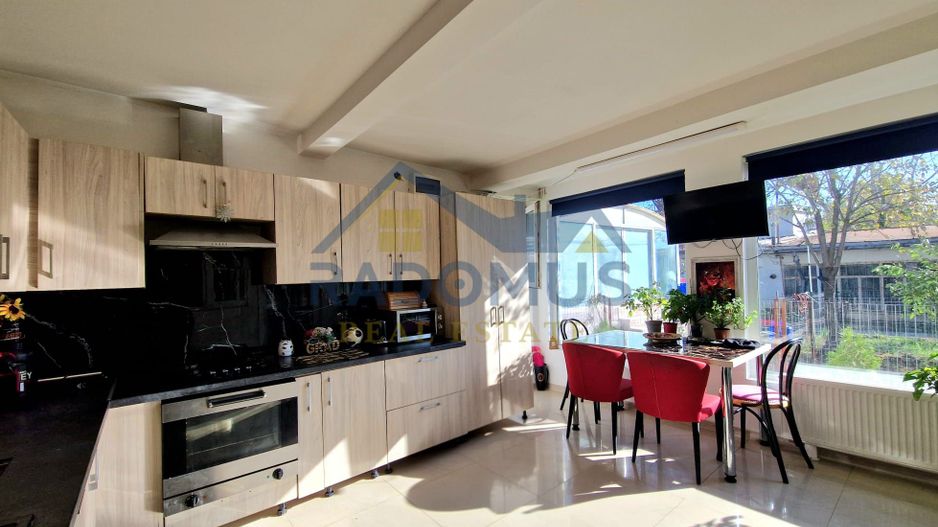 Casă cu piscină la preț de apartament - Ploiești - Teren 621 Mp - Poză 10