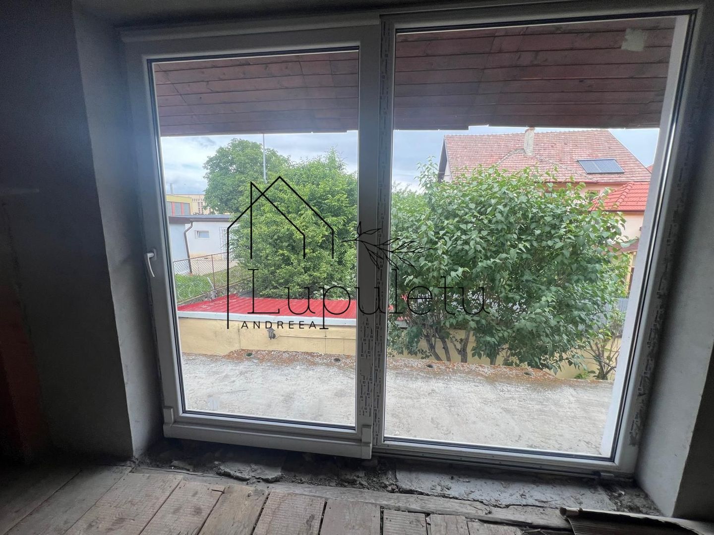 Casă de Vanzare | 200 MPU | Teren 305 MPU | Ultracentral - Poză 45