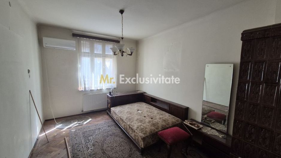 Apartament sic intr-un bloc vila interbelica - Poză 3