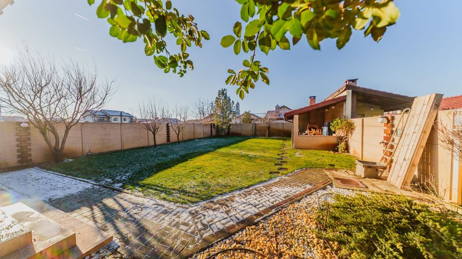 Vila 5 camere, gata de mutare, teren 700 mp, strada privata- Gradiste - Poză 2