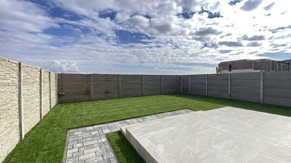 COMISION 0, CASĂ MODERNĂ IN SACALAZ, 5 Camere, 107mp Utili, 300mp Teren - Poză 3