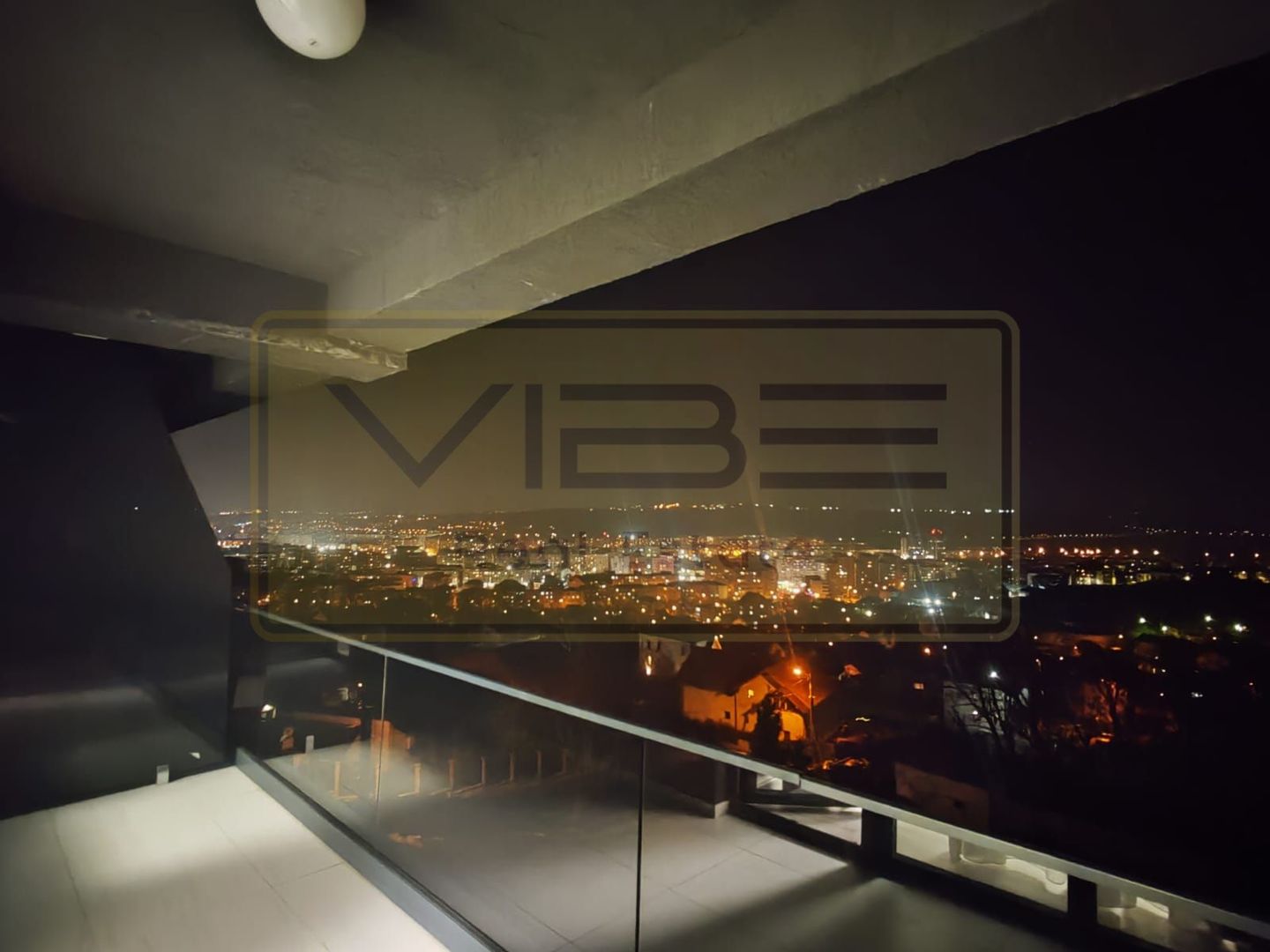 Bloc nou- Mutare imediata - INTABULAT -Parc Copou/Spital Parhon - Poză 2