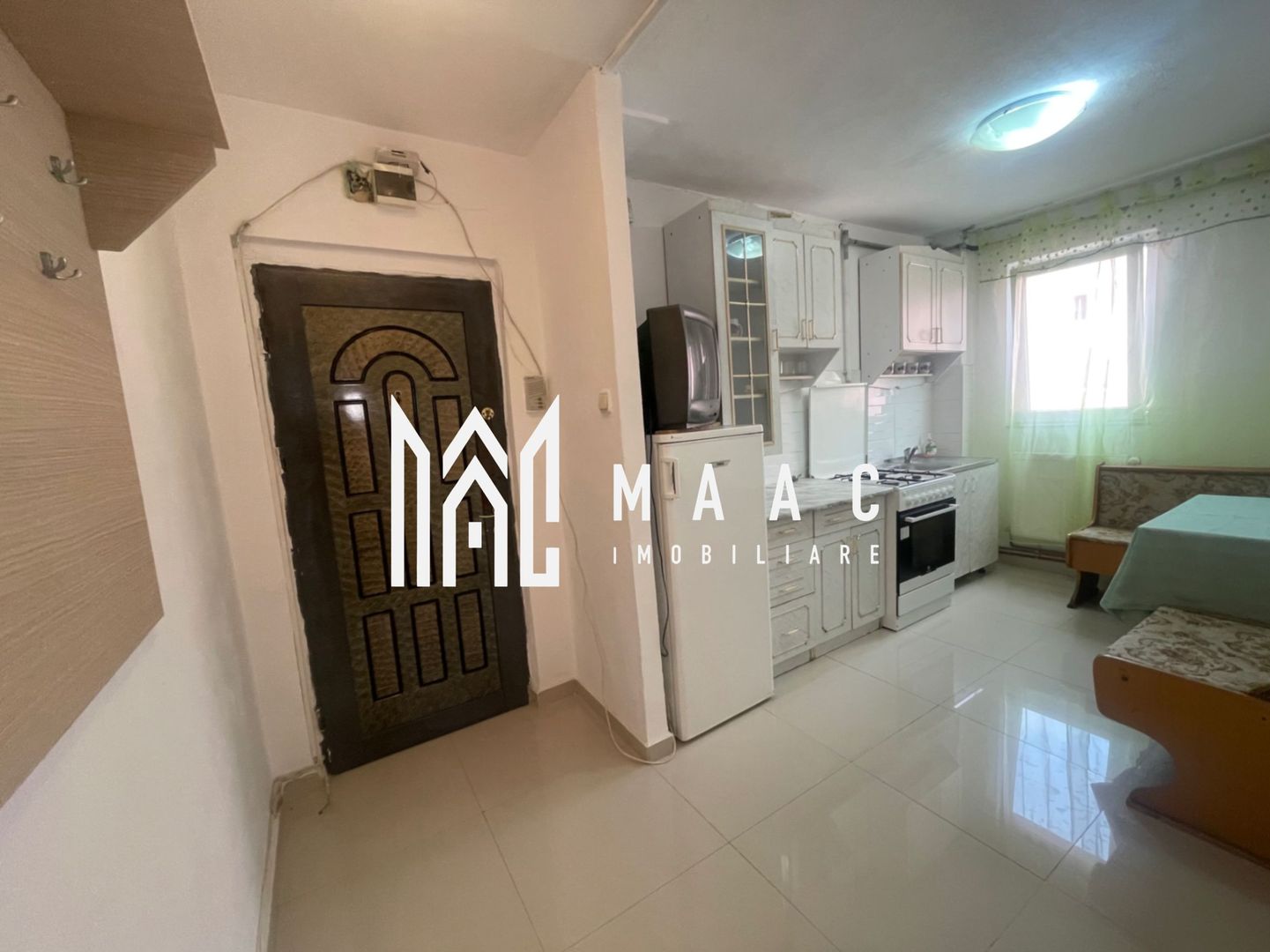 Apartament 2 camere | Locatie excelenta | Zona Cedonia - Poză 8