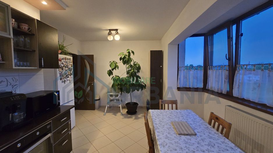 Apartament 4 camere, Cug 2, 124 mp, mobilat si utilat, 165.000 Euro - Poză 2