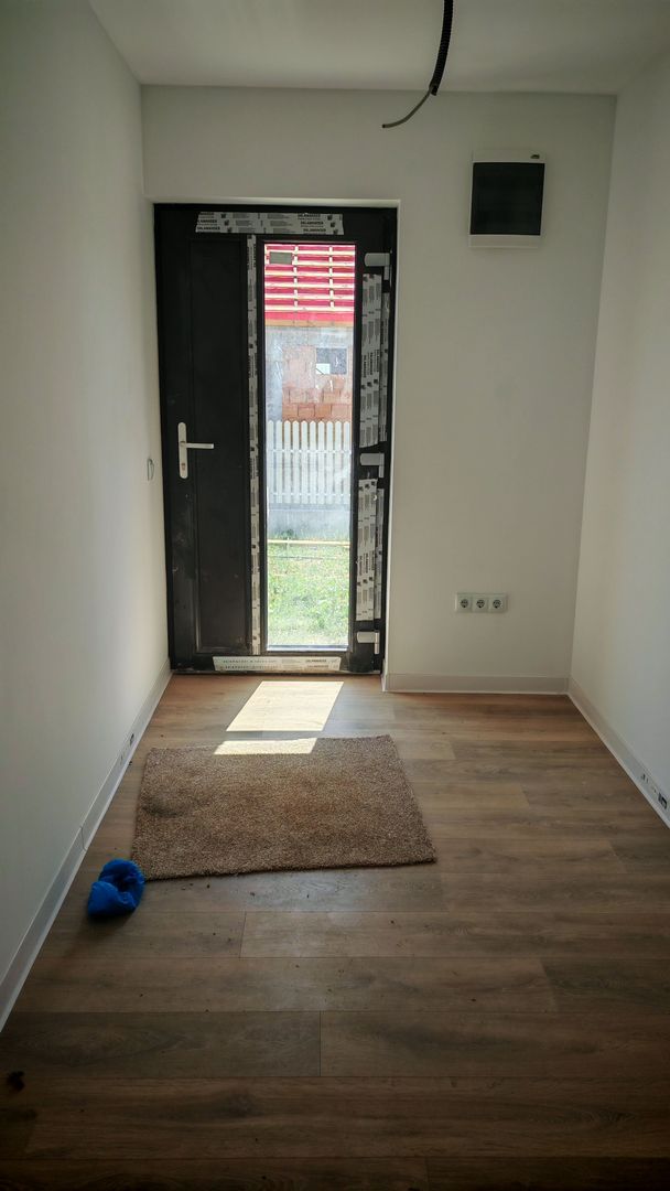 Casa individuala constructie NOUA Codlea,PARTER ,4 camere,curte 400 mp - Poză 13