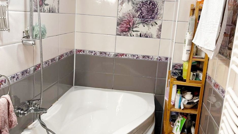 Vanzare apartament 2 camere Sebastian - str. Ileana Cosanzeana - Poză 18