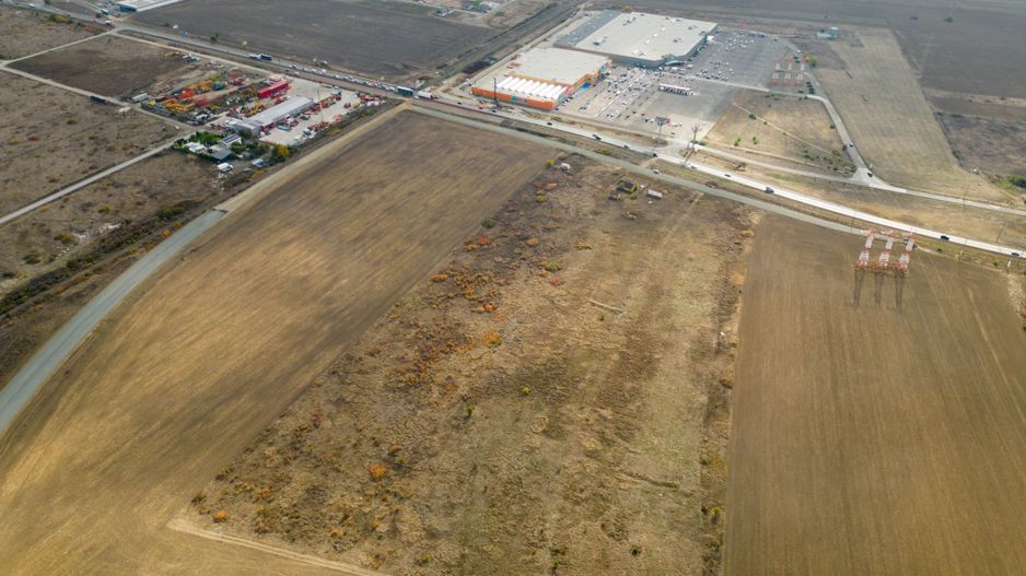 Teren de 55.340 mp, vis-a-vis de Jumbo, Arad - Poză 2