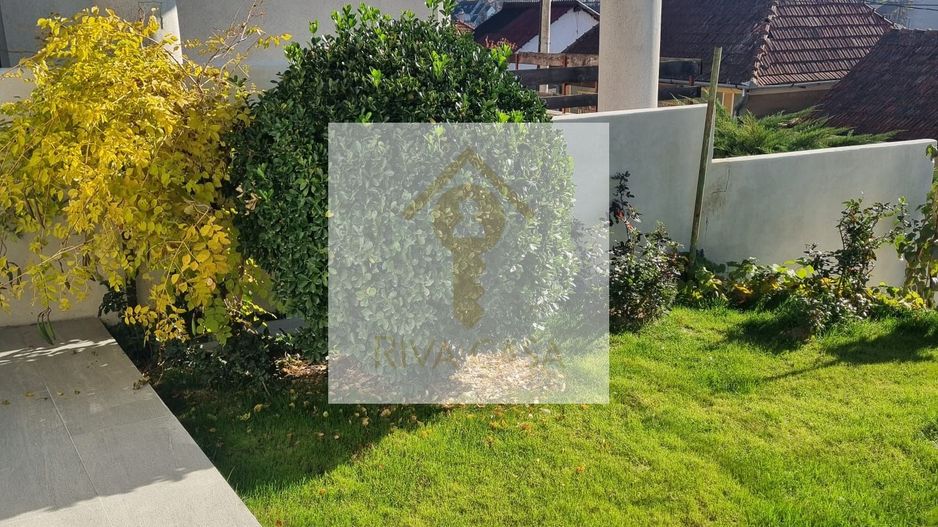 De vânzare – Casă la cheie, zonă ultracentrală Oradea. - Poză 1