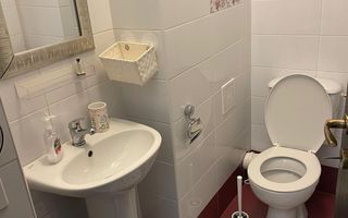 APARTAMENT cu 2 BAI si CENTRALA PROPRIE - Poză 8