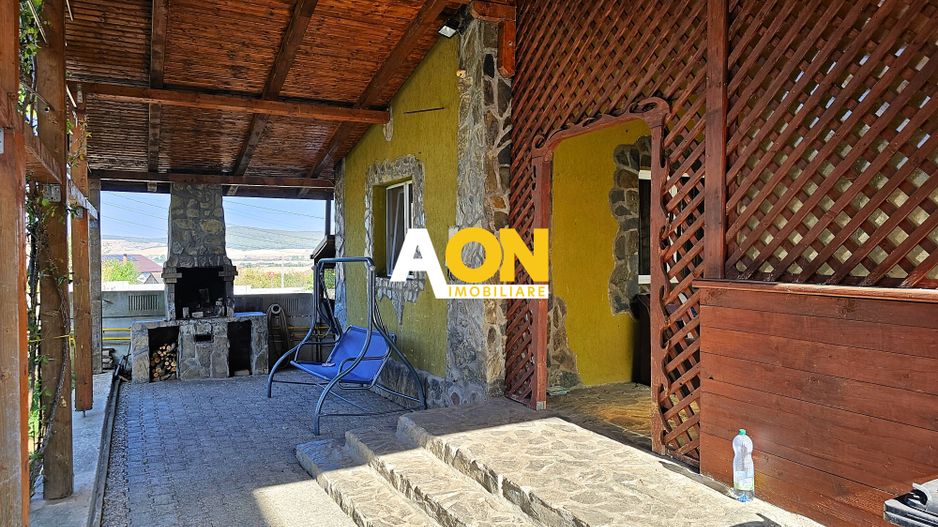 Casa D+P+M, 4 camere, garaj, 820 mp teren, Micesti - Poză 3