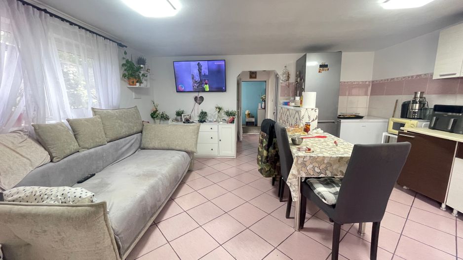 Casa de vanzare zona Bogdanesti - Poză 8