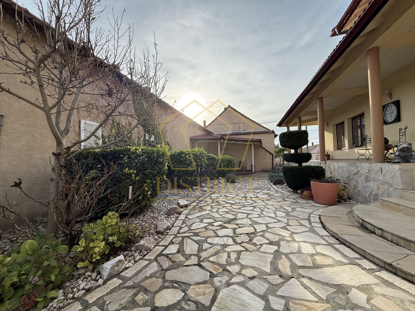 COMISION 0% Vila cu 6 camere deosebita D+P+1E I Biled - Poză 17