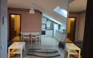 Mansardă cu 2 camere de vânzare în Florești, strada Florilor - Poză 3