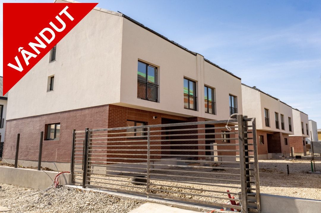 Vila Otopeni central 222mp cu gradina - Poză 1