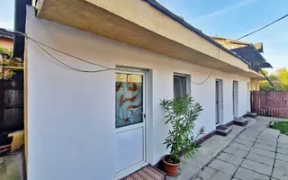 Vanzare casa cu teren 1800 mp, Pitesti str Bananai, la intrare - Poză 14