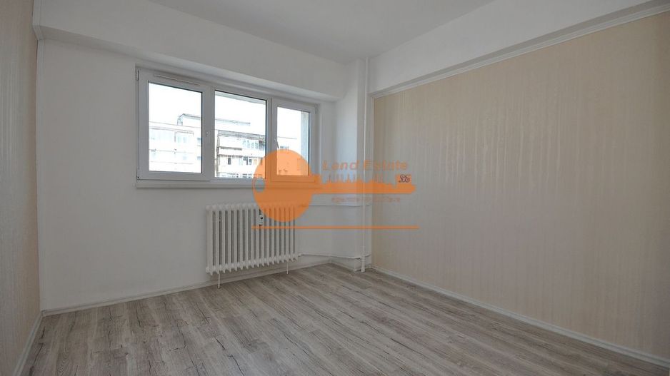 Apartament cu 3 camere in zona Pacii-Apusului - Poză 3