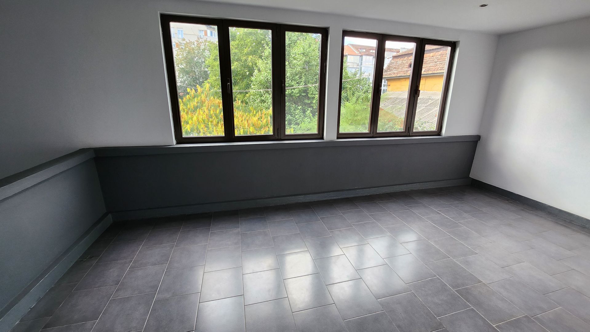Spatiu birouri 140 mp - Poză 6