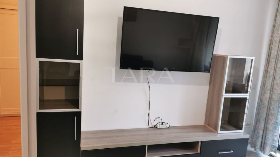 Apartament cu 2 cameră și parcare subterană, în zona Campului. - Poză 2