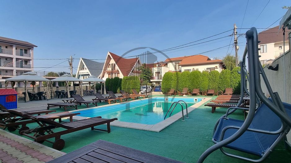 SOLD/ VANDUT- Vila/Pensiune de vanzare in Costinesti, Constanta - Poză 4