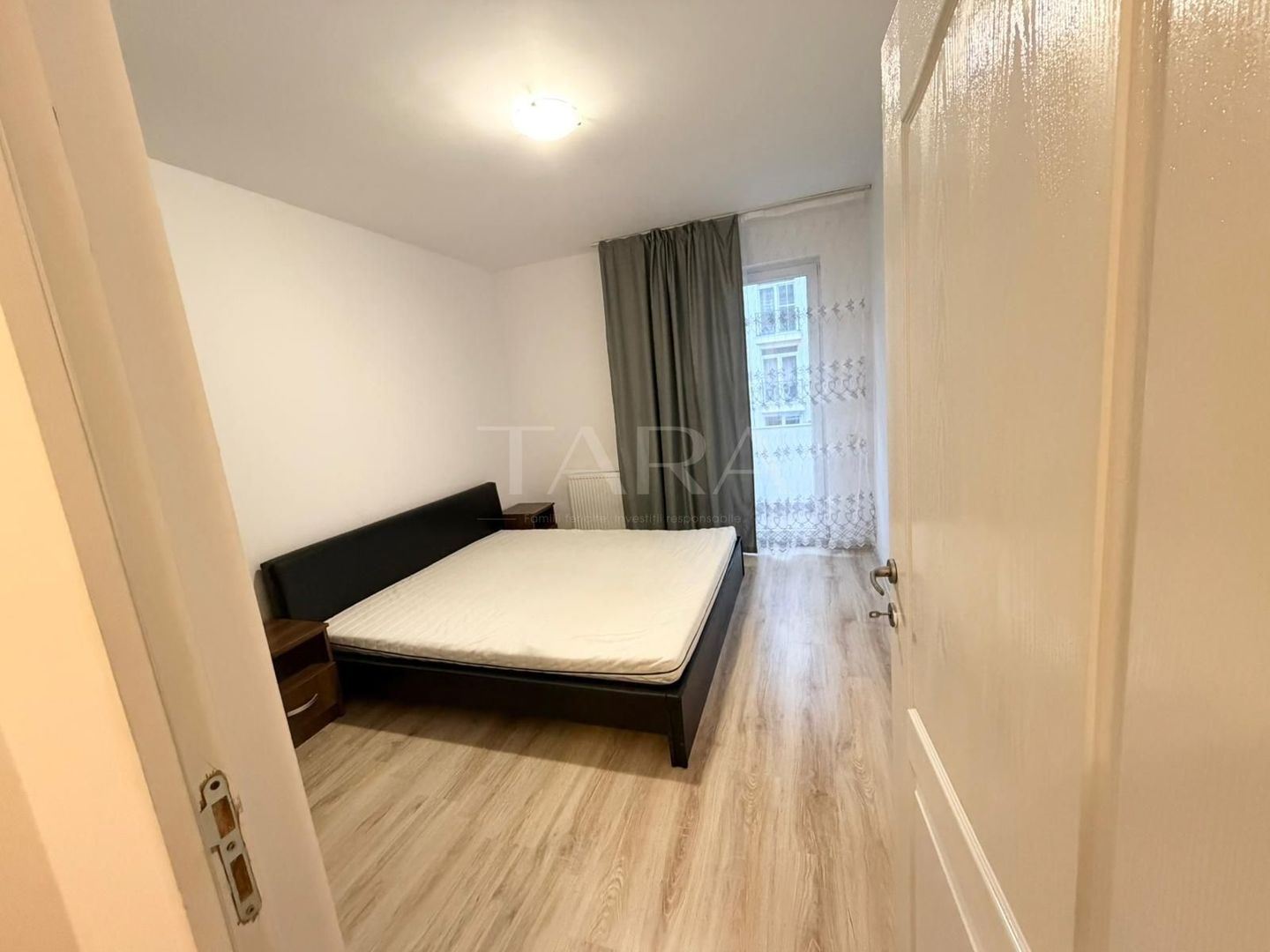 Apartament cu 2 camere, mobilat și utilat, în zonă ultracentrală Flore - Poză 5